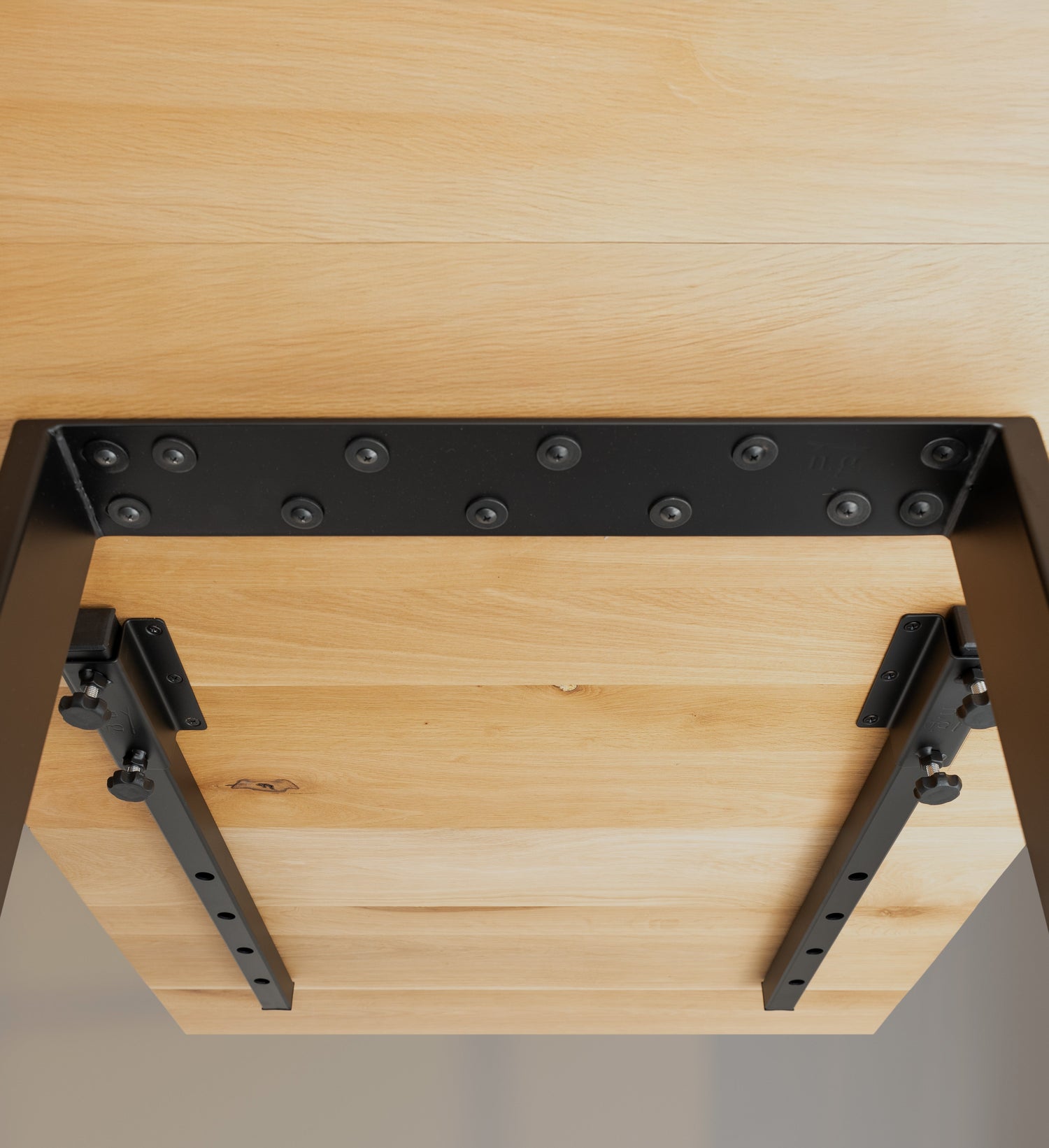 Tischverlängerung. So findet jeder Gast einen Platz am Tisch.