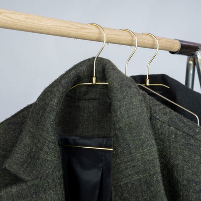 Gard clothes hanger