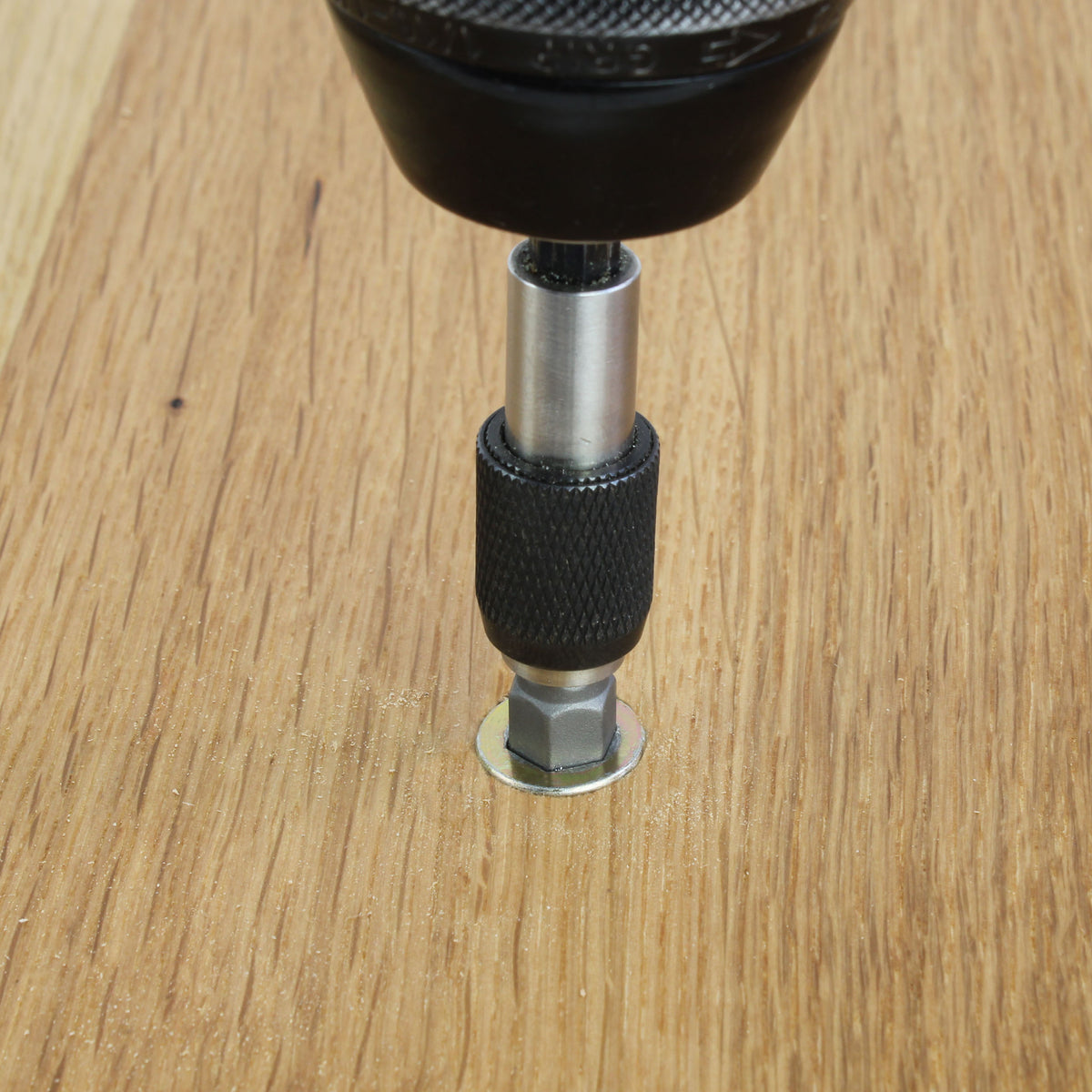 Screw set with threaded insert